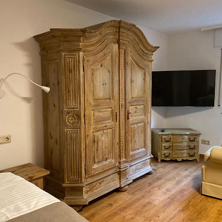 Apartmenthaus Eurenerstrasse 179 เทรียร์ ภายนอก รูปภาพ