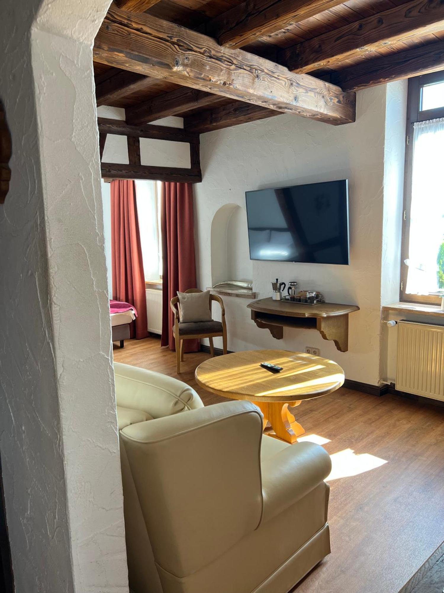 Apartmenthaus Eurenerstrasse 179 เทรียร์ ภายนอก รูปภาพ